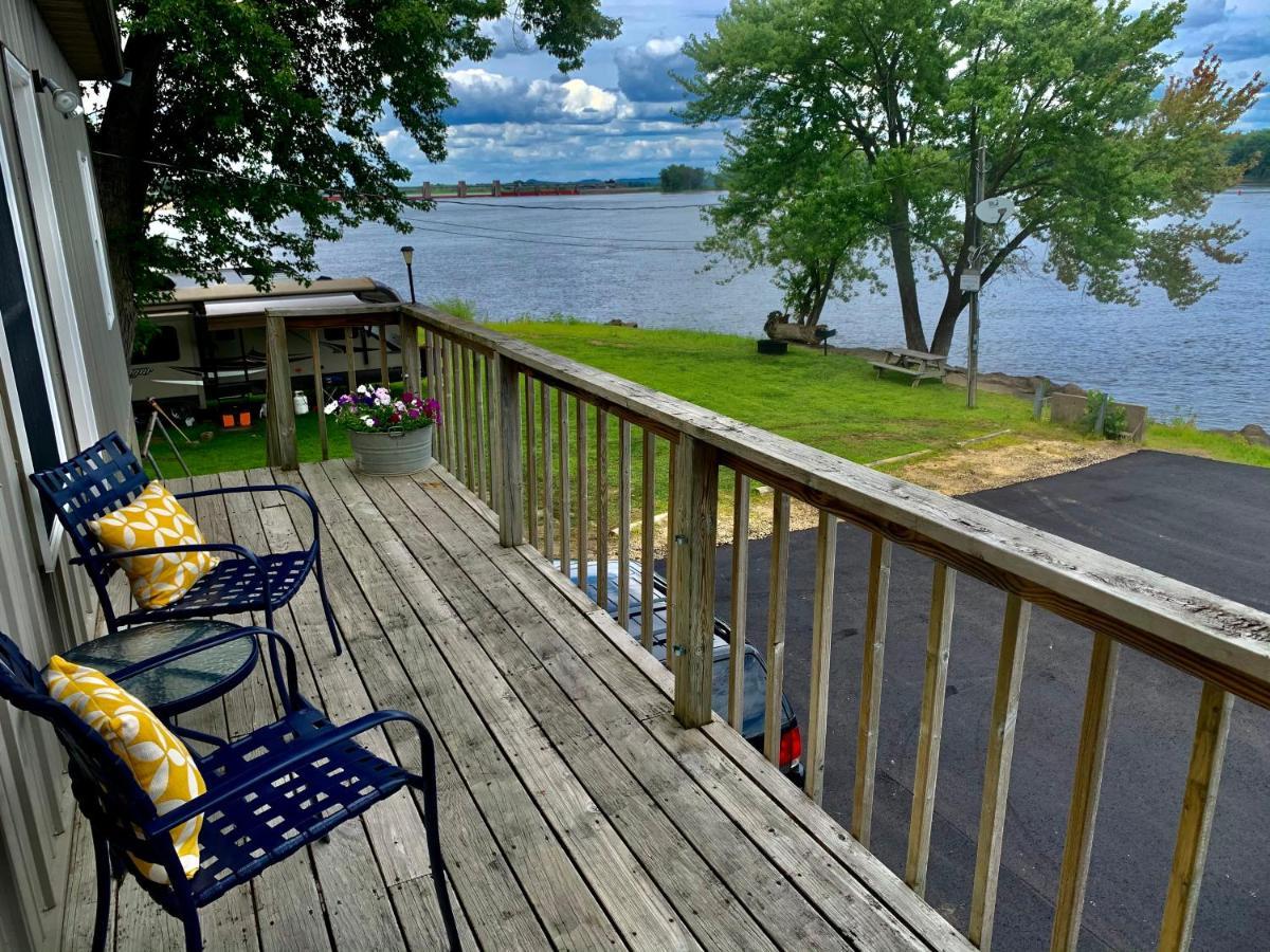 Mississippi River Cabin Bellevue Esterno foto
